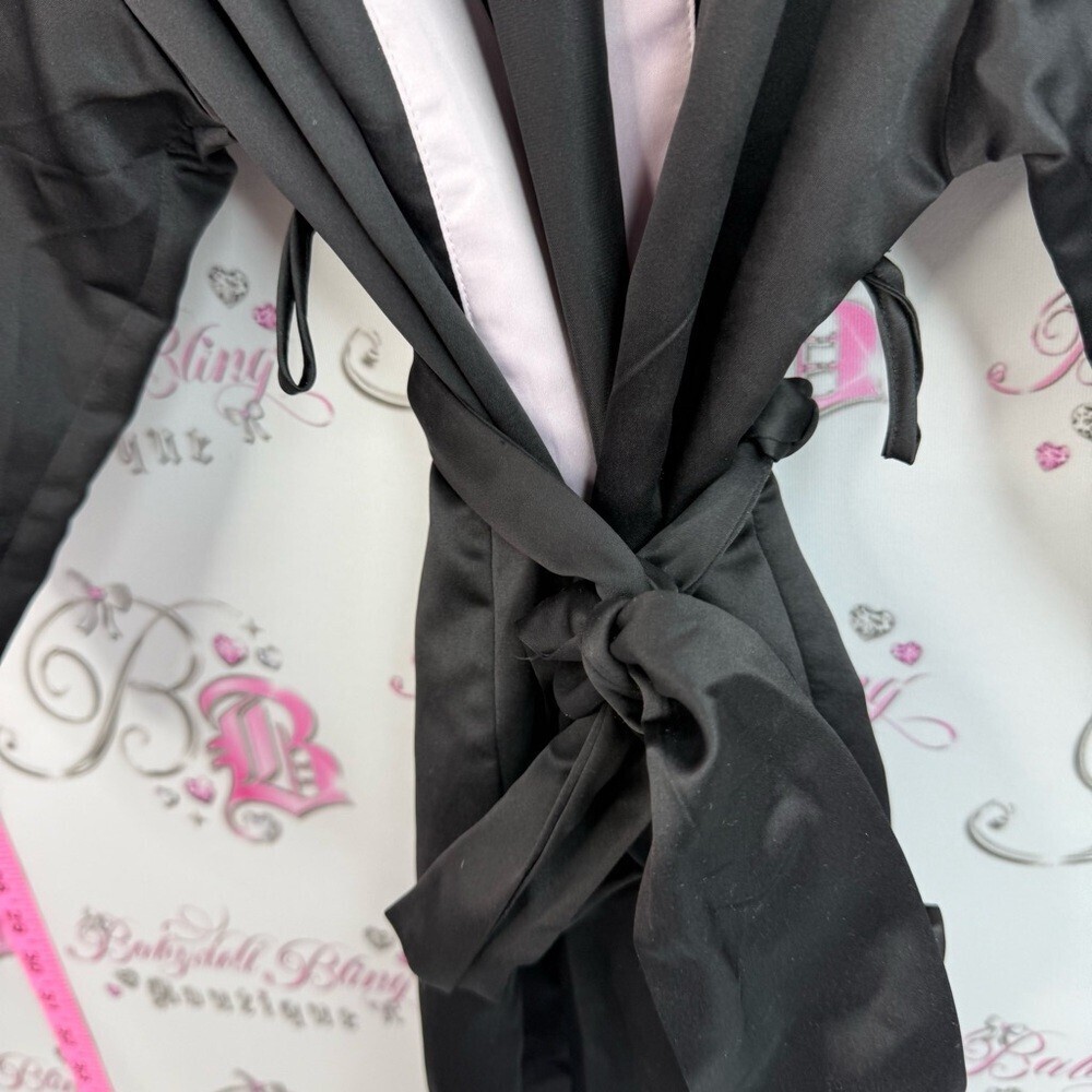 Victoria's Secret kimono robe shiny Satin Robe - Black with Light Pink Trim - Picture 4 of 10
